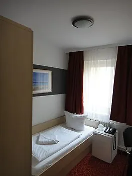Academy Hotel Berlin Niemcy